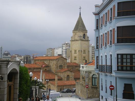 gijon_iglesia_san_pedro_2.jpg