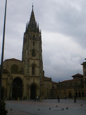Oviedo_Cathedrale_18.jpg