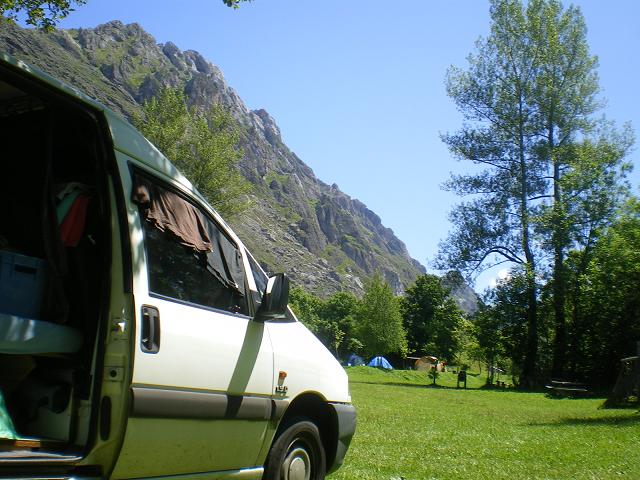 camping_valle_de_lago_1.jpg
