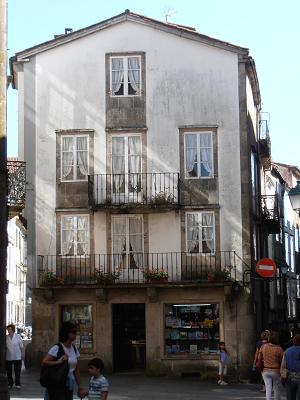 Compostela_Plaza-Cinco-Ruas.jpg