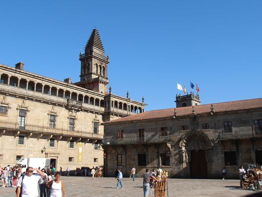 Compostela_Plaza_Obradoiro_01.jpg