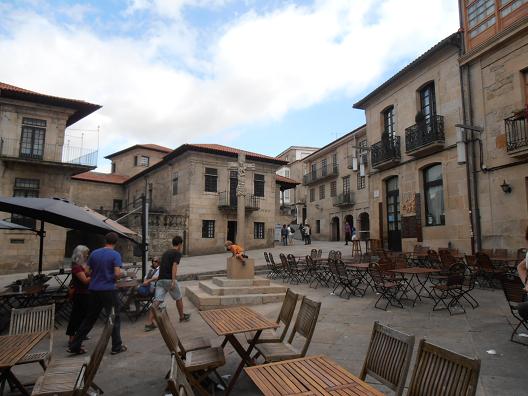 Pontevedra_Plaza-Teucro.jpg