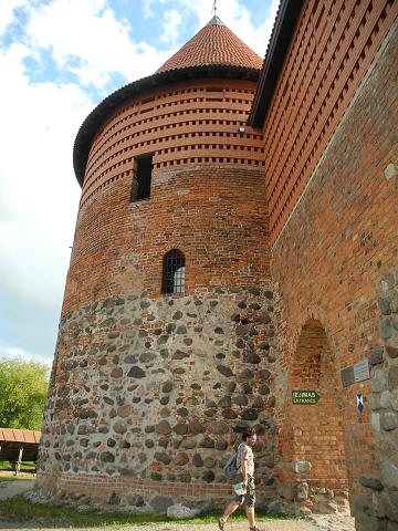 Kaunas_Chateau_02.jpg