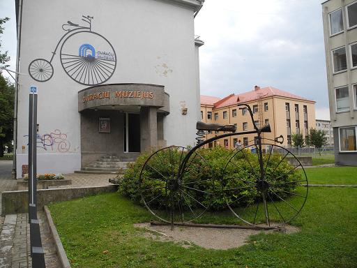 Siauliai_Musee-du-Velo_01.jpg