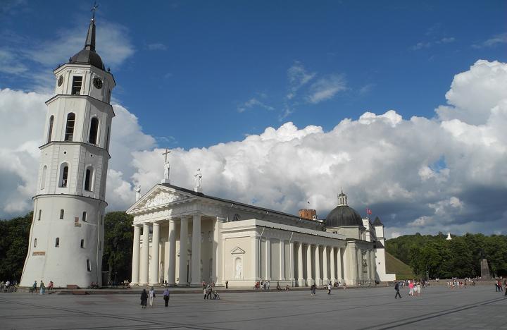 Vilnius_Cathedrale_7.jpg