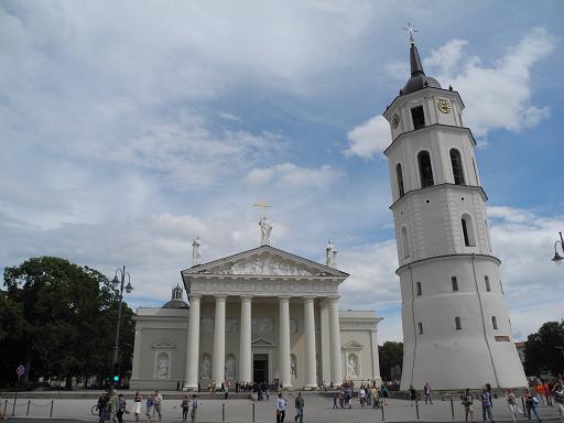Vilnius_Cathedrale_1.jpg