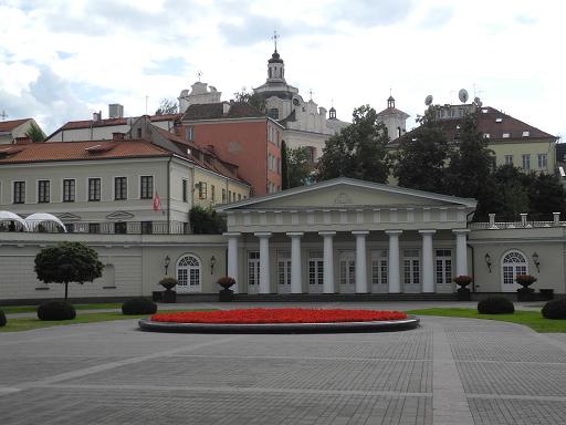 Vilnius_Parlement_1.jpg
