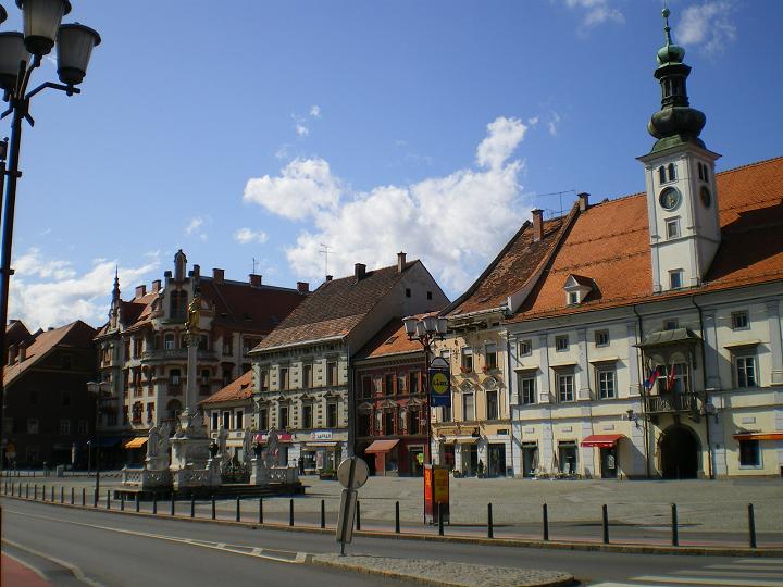 dan06-maribor_glavni_trg.jpg