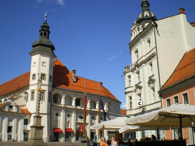 dan06-maribor_grajski_trg.jpg